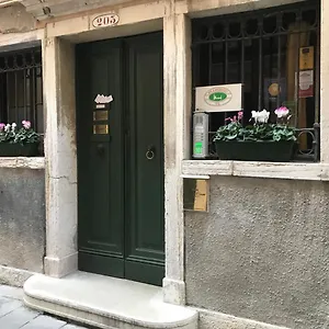 Le Due Corone 2* Venezia